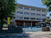 松戸市立松飛台小学校