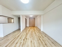 間仕切り対応可能な間取。生活スタイルで部屋を作る事も！お気に入りの空間を作ってください！