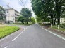緑が豊富なエリアで周辺環境も充実し安心して暮らせる場所です。

