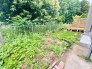 庭スペースは季節ごとの花々や緑豊かな植物に囲まれアウトドアライフを楽しむのにぴったりです。家族でのバーベキューや子供たちの遊び場として、またガーデニングを楽しむスペースとしてご利用いただけます。
