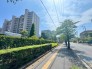 周辺は緑が多くお散歩にも最適な街です！
