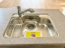 使い勝手の良い大型シンクで作業もスムーズ。広々としたスペースで、料理も家事もストレスなくこなせます。
