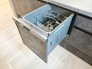 忙しい毎日を支えてくれるビルトイン食洗機。手間をかけずに洗浄でき、キッチン時間がぐっと快適になります。
