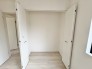 各居室にクローゼットを備え、すっきり片付く快適な住まい。毎日の暮らしを心地よくサポートします。
