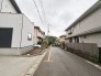 すっきりと整備された街並みが広がるエリア。周辺環境と調和した、落ち着きある住環境が魅力です
