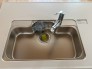 使い勝手の良い大型シンクで作業もスムーズ。広々としたスペースで、料理も家事もストレスなくこなせます。

