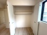 各居室にクローゼットを備え、すっきり片付く快適な住まい。毎日の暮らしを心地よくサポートします。
