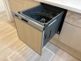 忙しい毎日を支えてくれるビルトイン食洗機。手間をかけずに洗浄でき、キッチン時間がぐっと快適になります。
