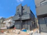 B邸