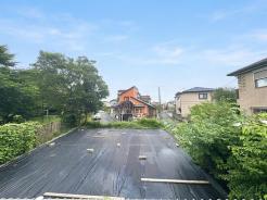 周囲に視界を遮る建物が少なく、心地よい風と開放感を感じられます。のびやかな暮らしを叶える土地です。※掲載画像はAIで加工したイメージです。現況と異なる場合は現況を優先とします。